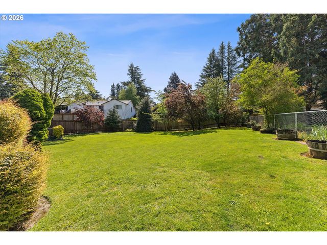 8448 Sw CHELAN Ct, Tualatin, OR 97062