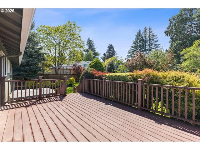 8448 Sw CHELAN Ct, Tualatin, OR 97062