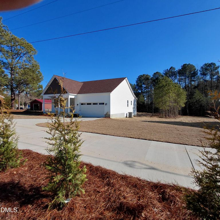 13281 Nc-27, Broadway, NC 27505