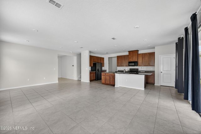 1345 TAN TARA Trail, Jacksonville, FL 32221