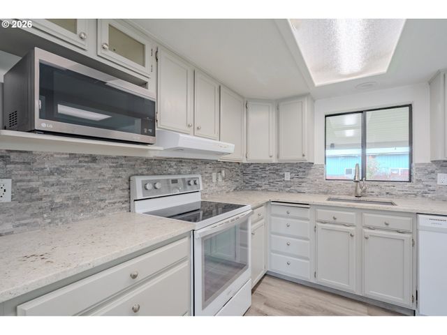 516 26TH St, Washougal, WA 98671