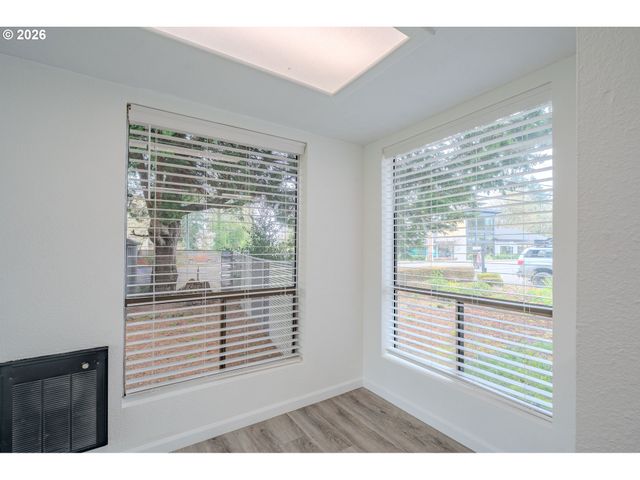 516 26TH St, Washougal, WA 98671