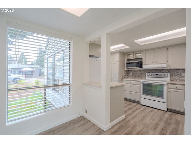 516 26TH St, Washougal, WA 98671