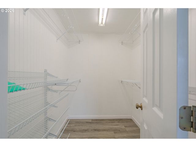 516 26TH St, Washougal, WA 98671