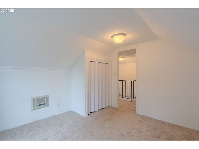 516 26TH St, Washougal, WA 98671