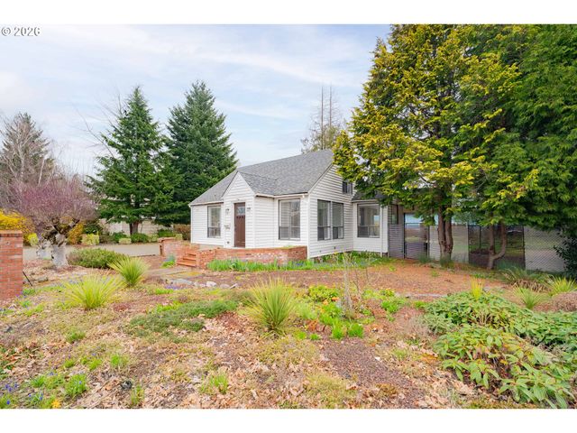 516 26TH St, Washougal, WA 98671