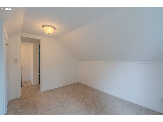 516 26TH St, Washougal, WA 98671