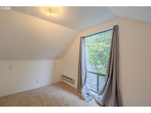 516 26TH St, Washougal, WA 98671