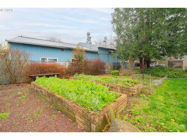 516 26TH St, Washougal, WA 98671