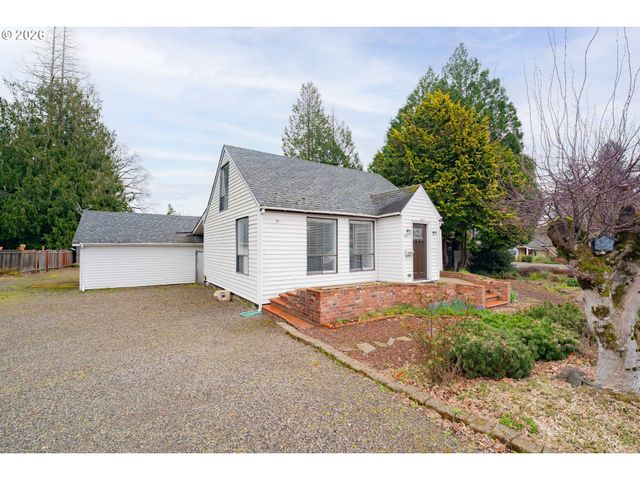 516 26TH St, Washougal, WA 98671