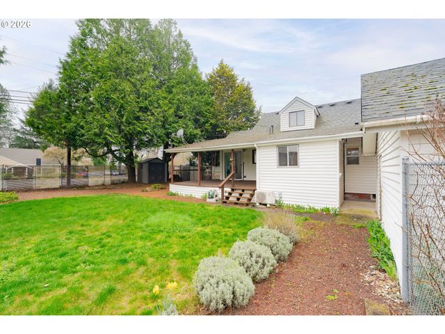 516 26TH St, Washougal, WA 98671