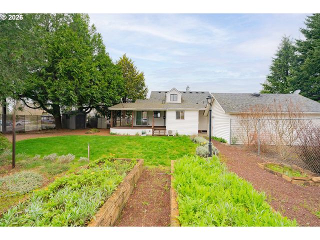 516 26TH St, Washougal, WA 98671