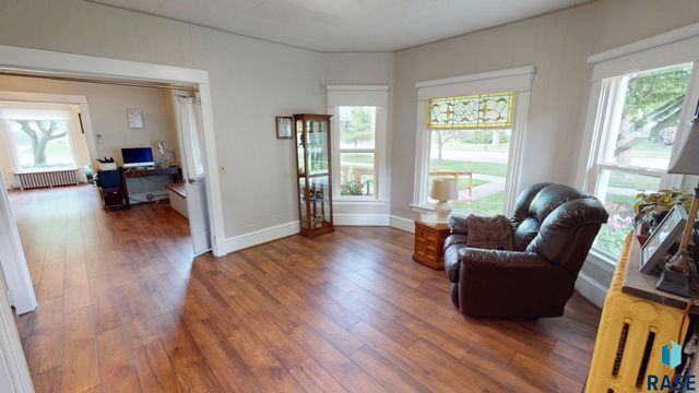 1022 3rd St Street, Brookings, SD 57006