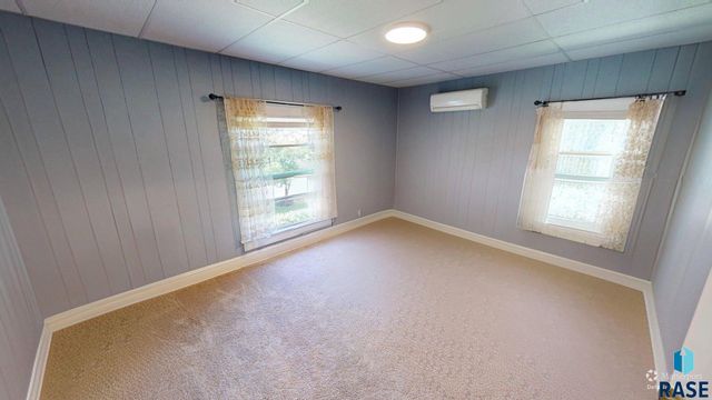 1022 3rd St Street, Brookings, SD 57006