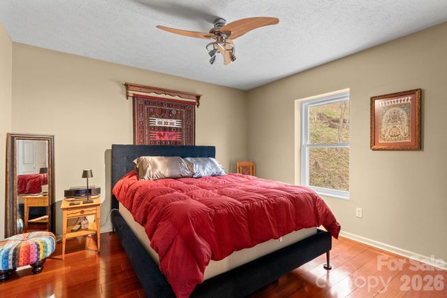 108 Hickory Forest Road, Fairview, NC 28730
