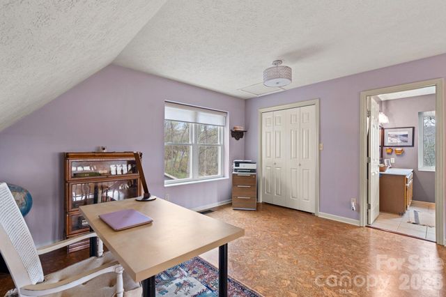 108 Hickory Forest Road, Fairview, NC 28730