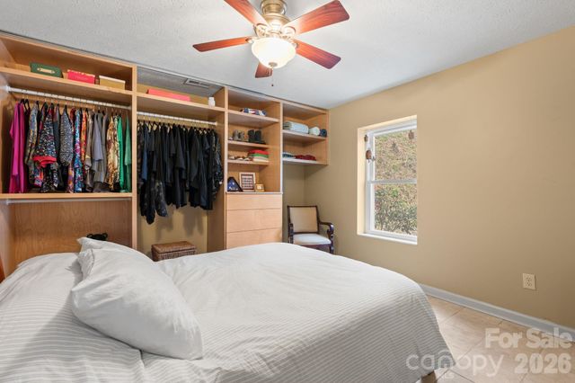 108 Hickory Forest Road, Fairview, NC 28730