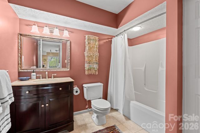 108 Hickory Forest Road, Fairview, NC 28730