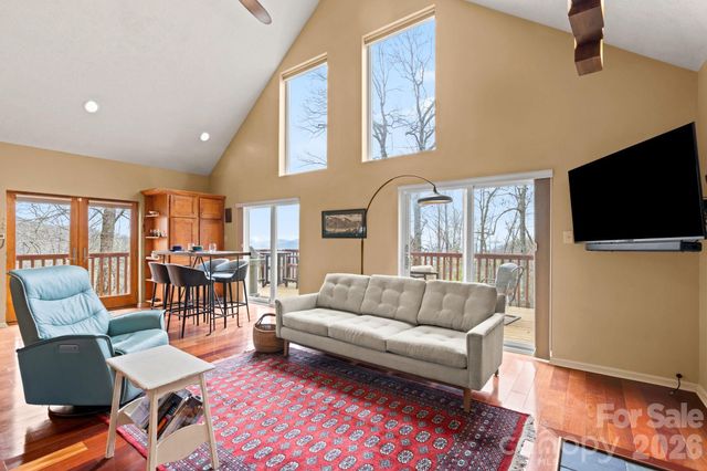 108 Hickory Forest Road, Fairview, NC 28730