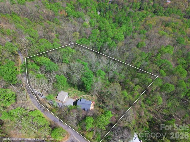 108 Hickory Forest Road, Fairview, NC 28730
