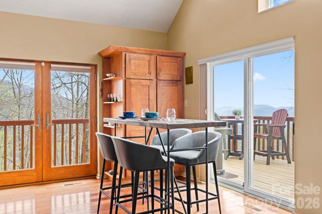 108 Hickory Forest Road, Fairview, NC 28730