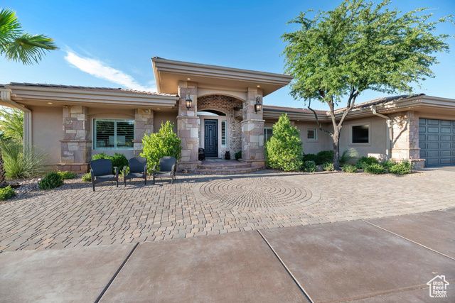 1557 S STONE CLIFF DR, St. George, UT 84790