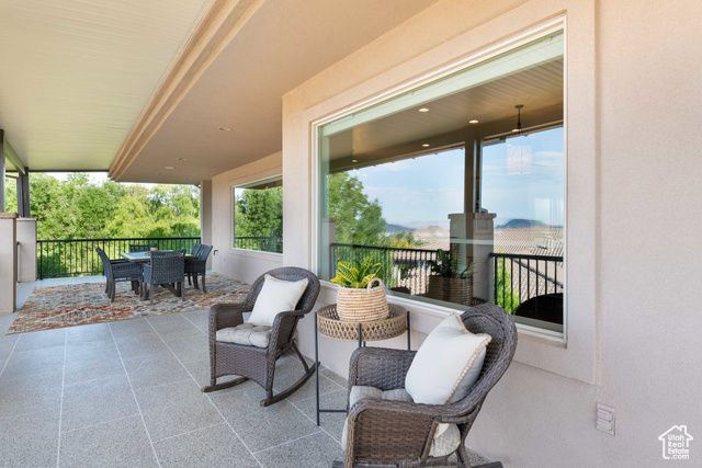 1557 S STONE CLIFF DR, St. George, UT 84790