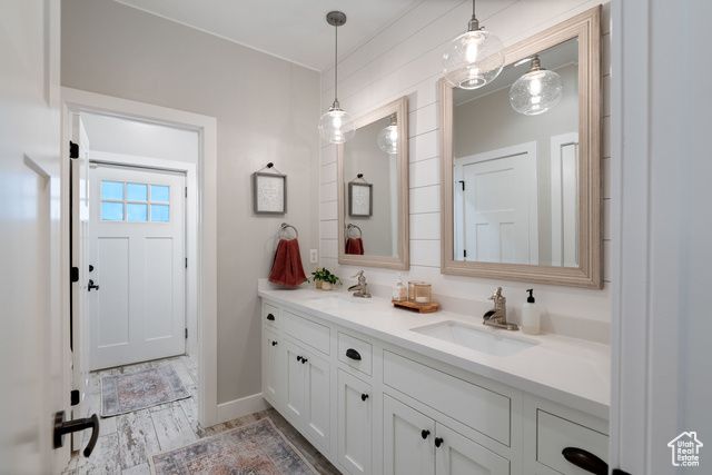 1557 S STONE CLIFF DR, St. George, UT 84790