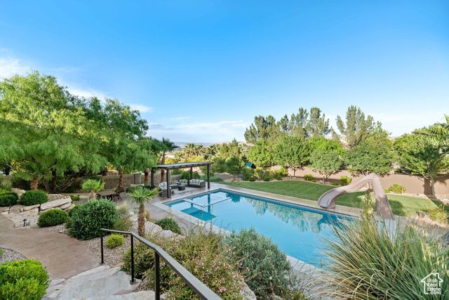 1557 S STONE CLIFF DR, St. George, UT 84790