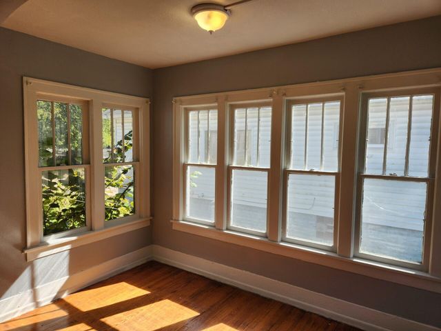 1956 Wood Street, Muskegon, MI 49442