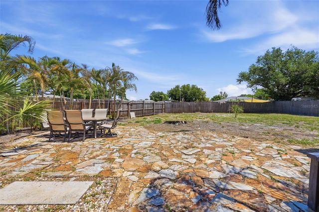 6336 S LANSDALE CIRCLE, Tampa, FL 33616