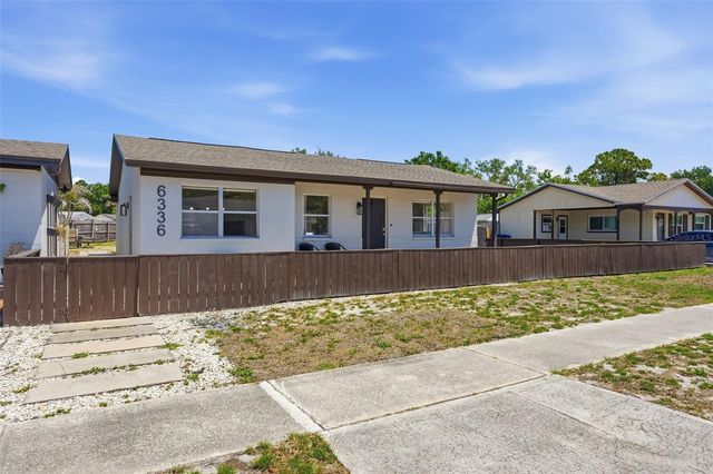 6336 S LANSDALE CIRCLE, Tampa, FL 33616