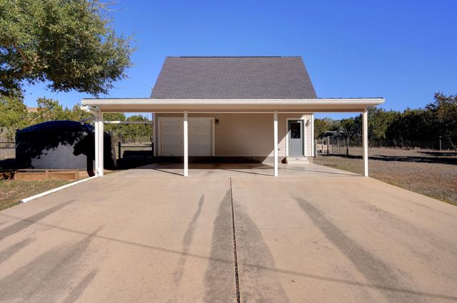 881 Saddleridge DR, Wimberley, TX 78676