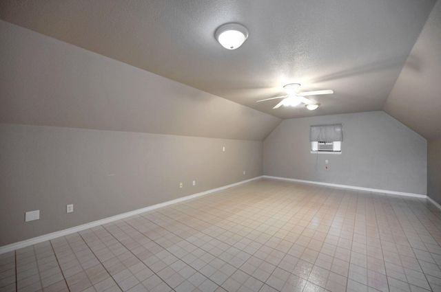 881 Saddleridge DR, Wimberley, TX 78676