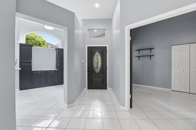 5405 Monterey Circle G, Delray Beach, FL 33484