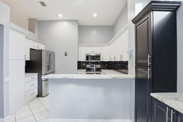 5405 Monterey Circle G, Delray Beach, FL 33484