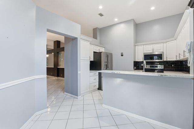 5405 Monterey Circle G, Delray Beach, FL 33484