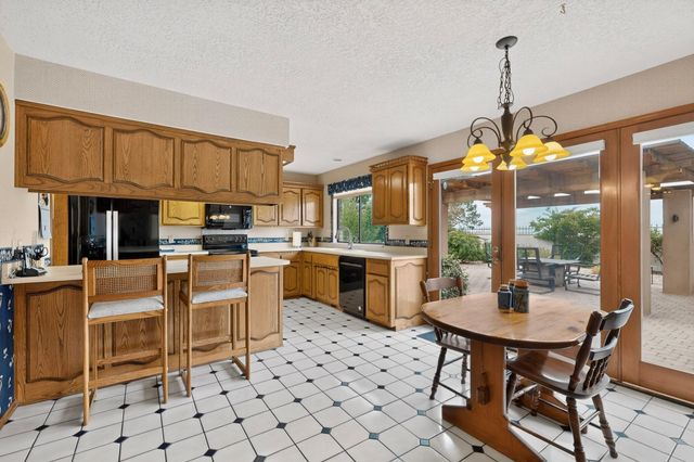705 Navarra Way SE, Albuquerque, NM 87123