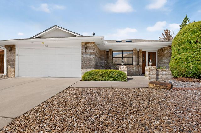 705 Navarra Way SE, Albuquerque, NM 87123