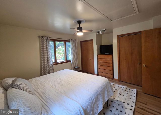 19 SISTERS LN, Lewistown, PA 17044