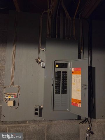 19 SISTERS LN, Lewistown, PA 17044