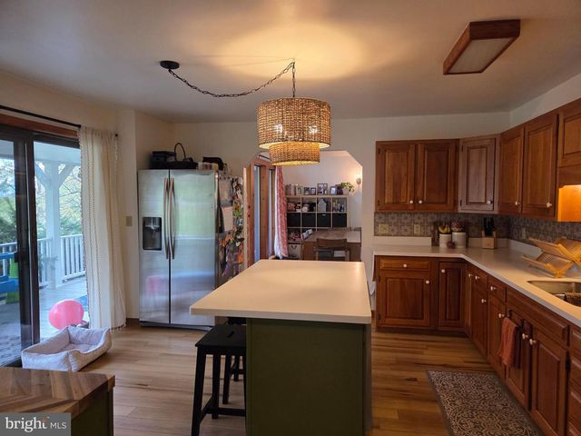 19 SISTERS LN, Lewistown, PA 17044