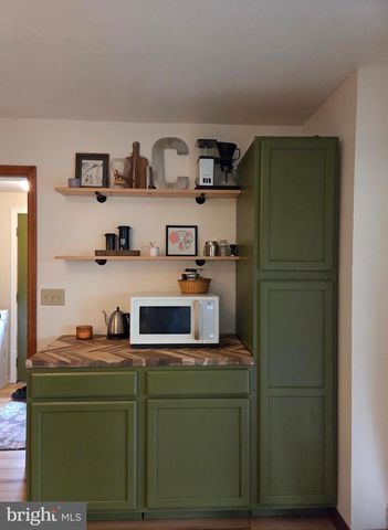 19 SISTERS LN, Lewistown, PA 17044