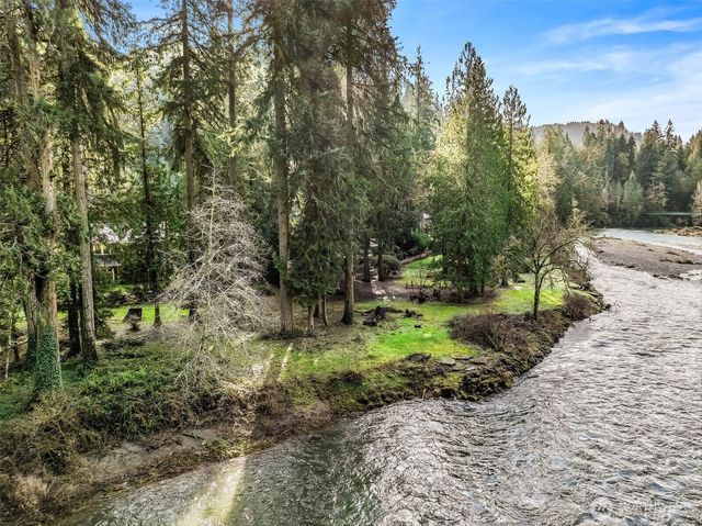 125 River Glen Terrace, Kalama, WA 98625