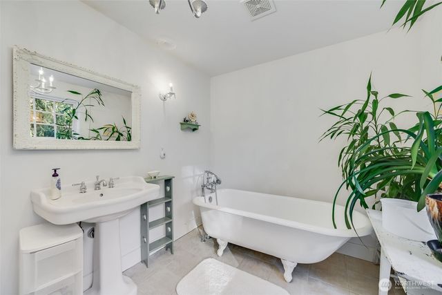 125 River Glen Terrace, Kalama, WA 98625