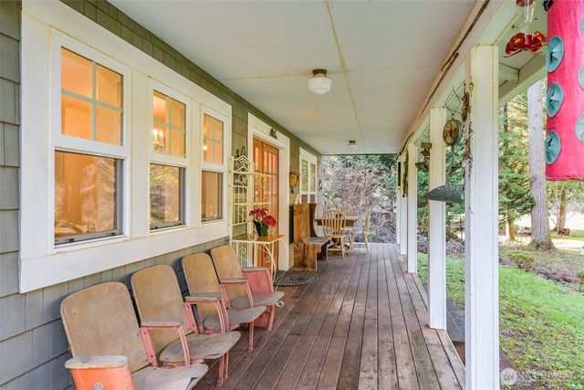 125 River Glen Terrace, Kalama, WA 98625