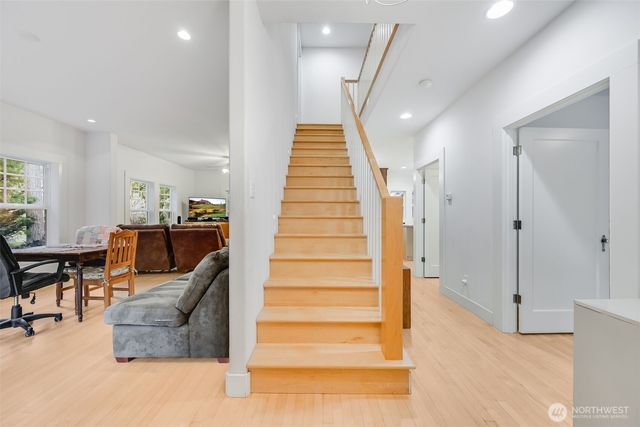 125 River Glen Terrace, Kalama, WA 98625