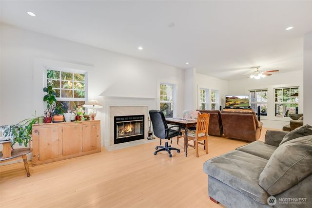 125 River Glen Terrace, Kalama, WA 98625