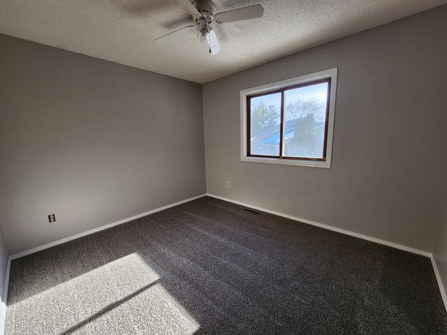 4157 145th Avenue NW, Andover, MN 55304