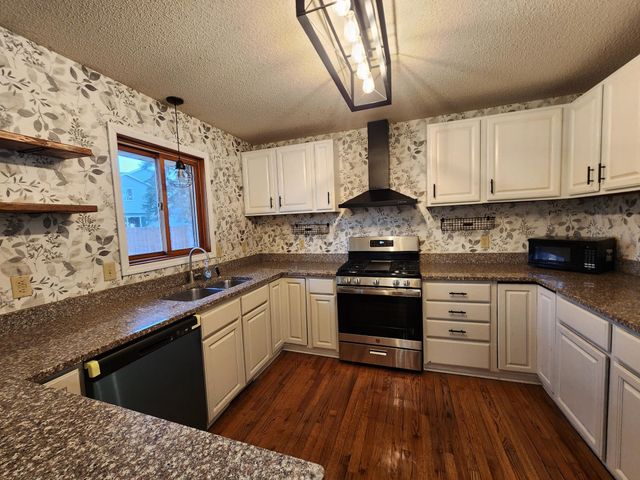 4157 145th Avenue NW, Andover, MN 55304